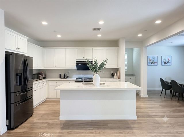 4722 S Cobblestone, Ontario, CA 91762