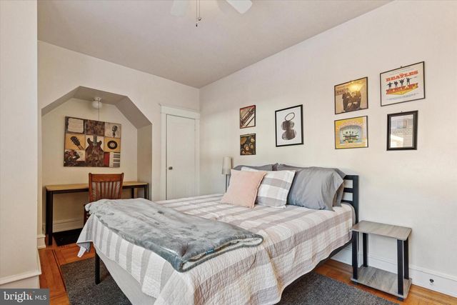 6329 E VALLEY GREEN RD, Flourtown, PA 19031