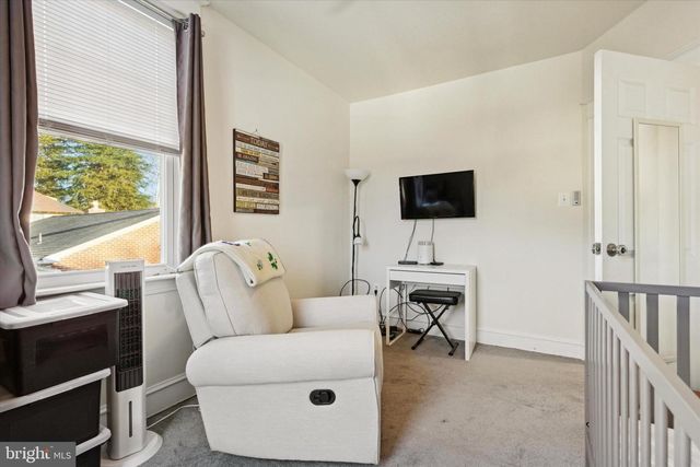 6329 E VALLEY GREEN RD, Flourtown, PA 19031