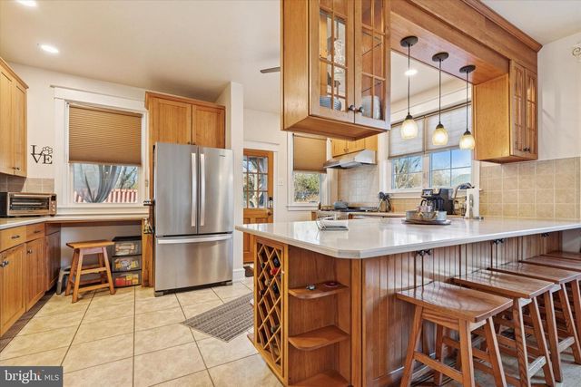 6329 E VALLEY GREEN RD, Flourtown, PA 19031