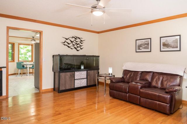 612 Wildwood Lane, Graham, NC 27253