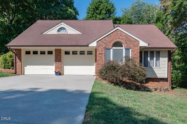 612 Wildwood Lane, Graham, NC 27253