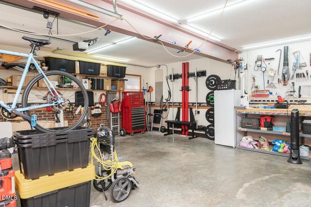 612 Wildwood Lane, Graham, NC 27253