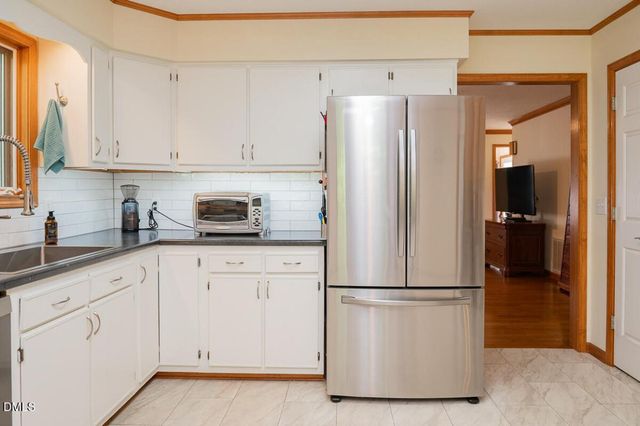 612 Wildwood Lane, Graham, NC 27253