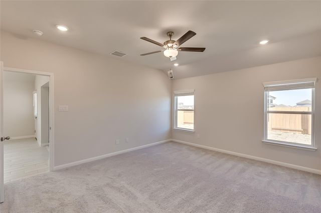 125 Comet Pointe DR, Georgetown, TX 78628