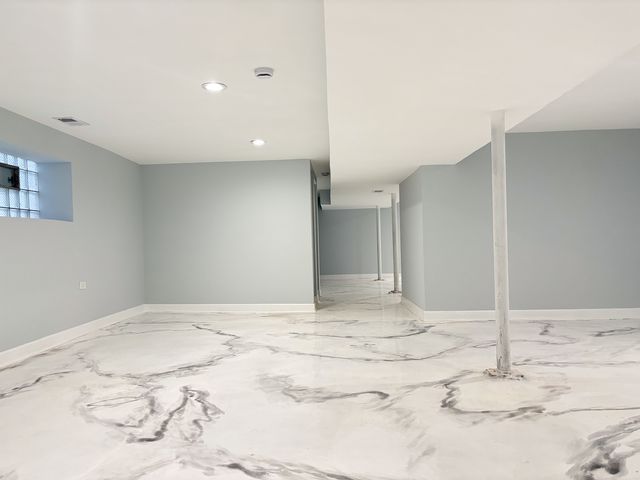 8630 S Bishop Street, Chicago, IL 60620