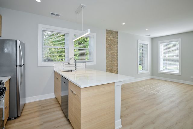 2127 S Marshall Boulevard 1, Chicago, IL 60623