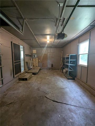 1206 E 134th Street, Grandview, MO 64030