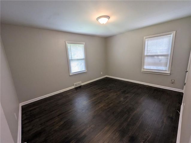 1206 E 134th Street, Grandview, MO 64030