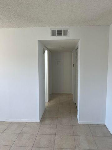 1250 Old Boynton Road 317, Boynton Beach, FL 33426
