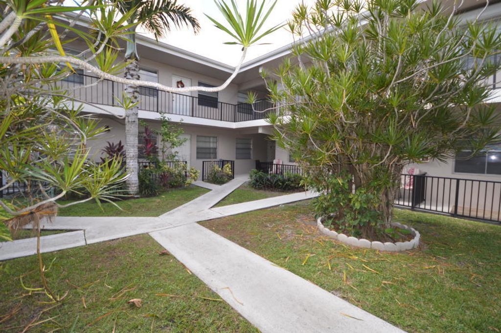 1250 Old Boynton Road 317, Boynton Beach, FL 33426