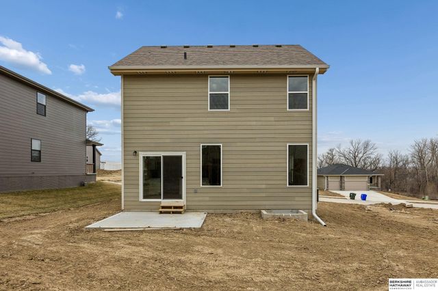 7713 N 116th Avenue, Omaha, NE 68142