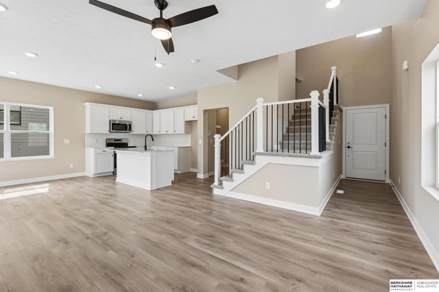 7713 N 116th Avenue, Omaha, NE 68142
