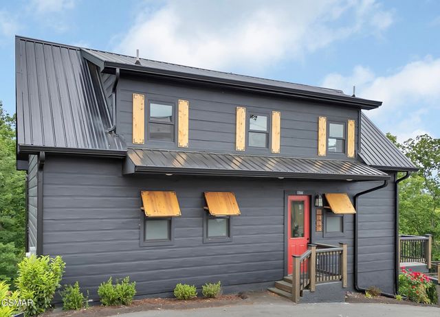 1366 Lake Haven Way, Sevierville, TN 37876