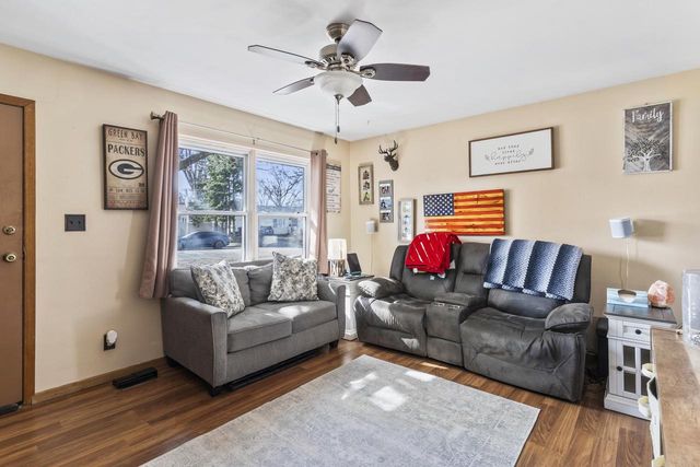 223 JANE COURT, Neenah, WI 54956