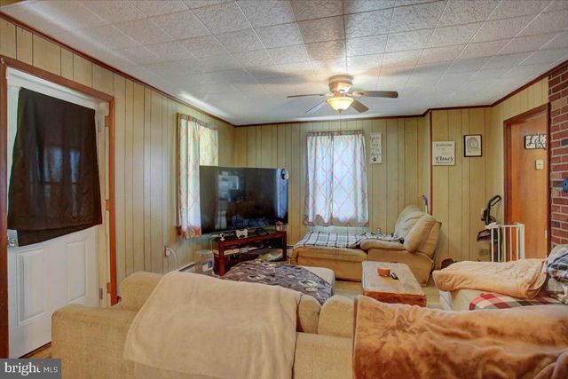 7304 FORT MCCORD ROAD, Chambersburg, PA 17202