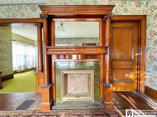 835 East 2nd Street, Jamestown, NY 14701