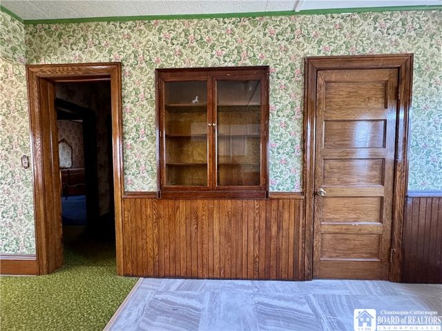 835 East 2nd Street, Jamestown, NY 14701