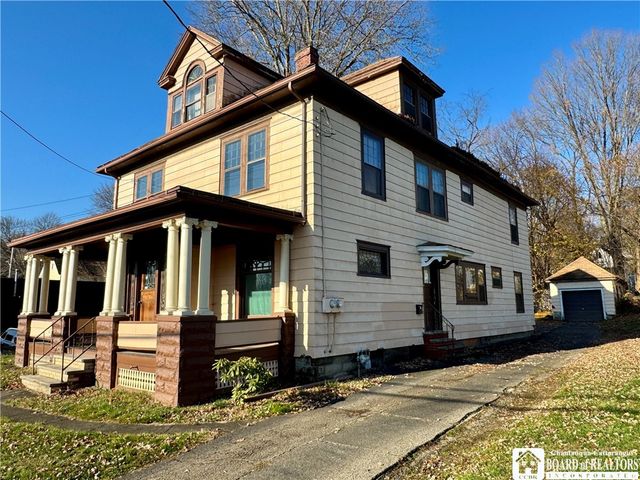 835 East 2nd Street, Jamestown, NY 14701