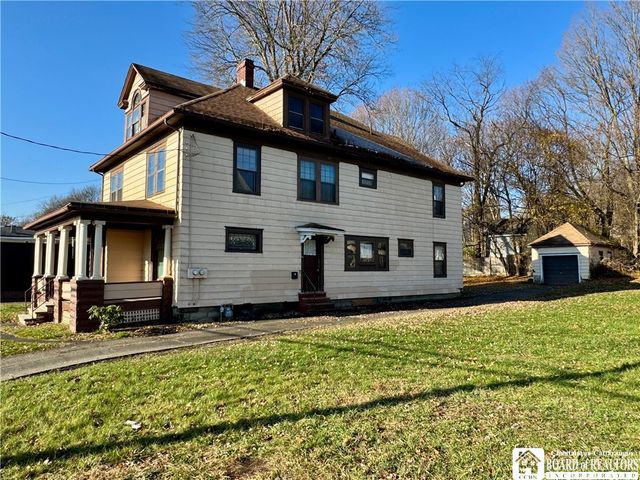 835 East 2nd Street, Jamestown, NY 14701