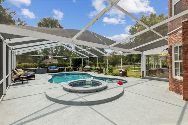 800 Silverleaf Walk, St Marys, GA 31558