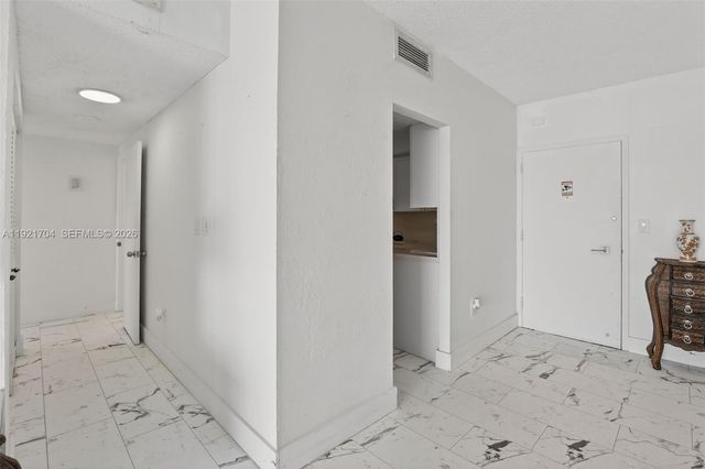 300 Bayview Drive 308, Sunny Isles Beach, FL 33160