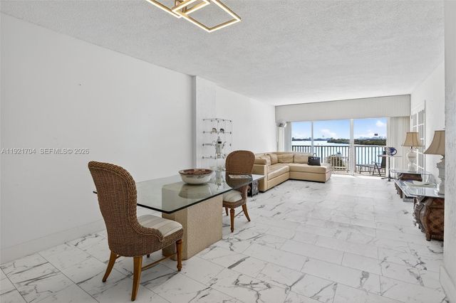 300 Bayview Drive 308, Sunny Isles Beach, FL 33160