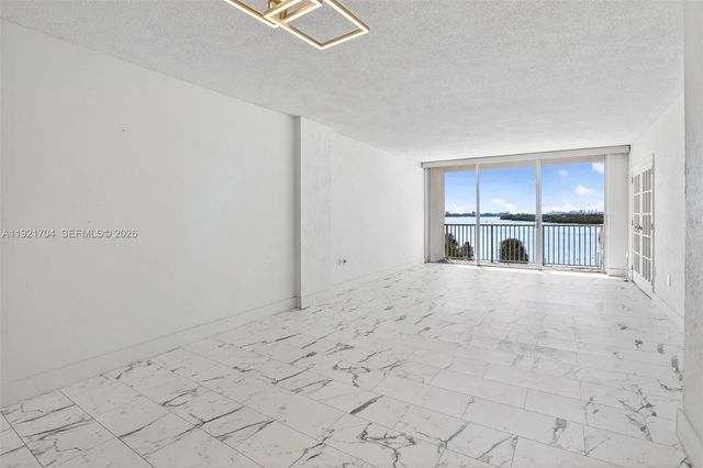 300 Bayview Drive 308, Sunny Isles Beach, FL 33160