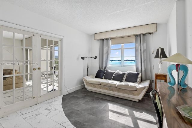 300 Bayview Drive 308, Sunny Isles Beach, FL 33160