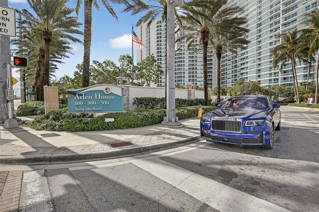 300 Bayview Drive 308, Sunny Isles Beach, FL 33160