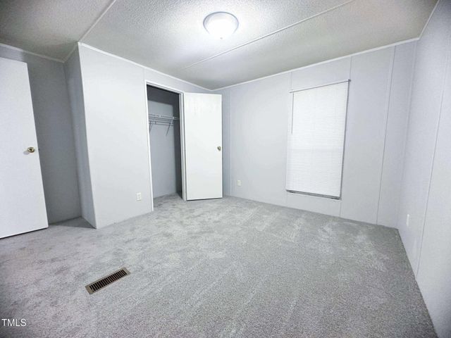 122 Casei Lane, Henderson, NC 27537