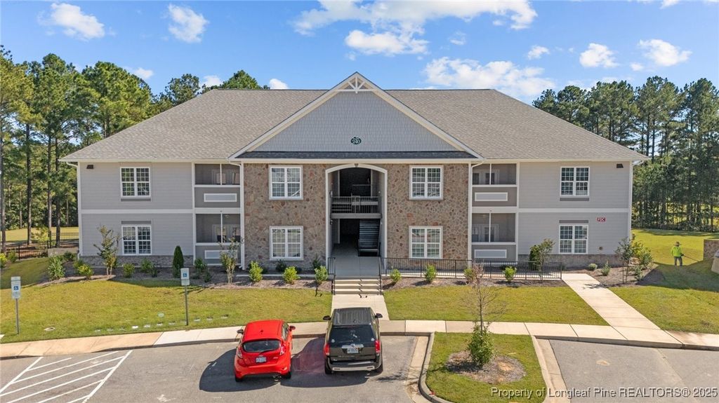 240 Gallery Drive 301, Spring Lake, NC 28390