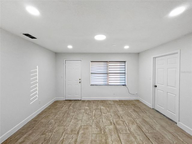 37502 OAKVIEW CIRCLE, Dade City, FL 33523