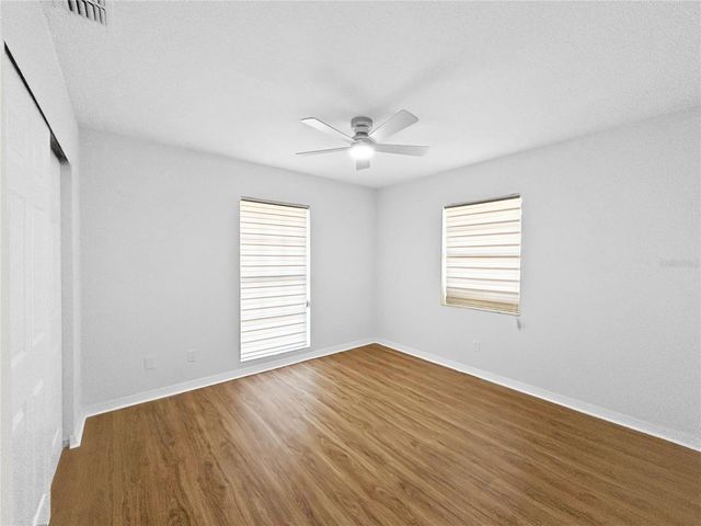 37502 OAKVIEW CIRCLE, Dade City, FL 33523