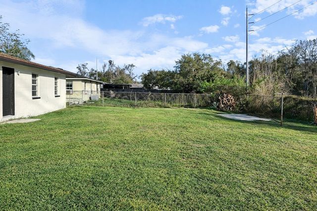 37502 OAKVIEW CIRCLE, Dade City, FL 33523