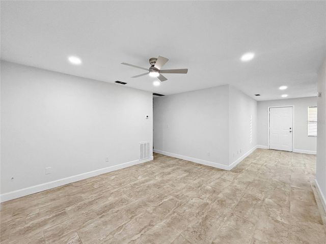 37502 OAKVIEW CIRCLE, Dade City, FL 33523