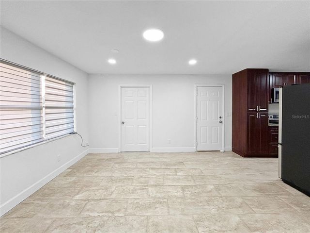 37502 OAKVIEW CIRCLE, Dade City, FL 33523