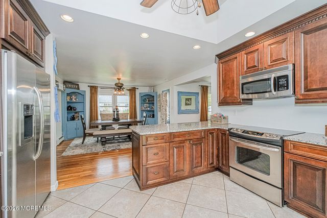 5 Riccis Drive, Jackson, NJ 08527