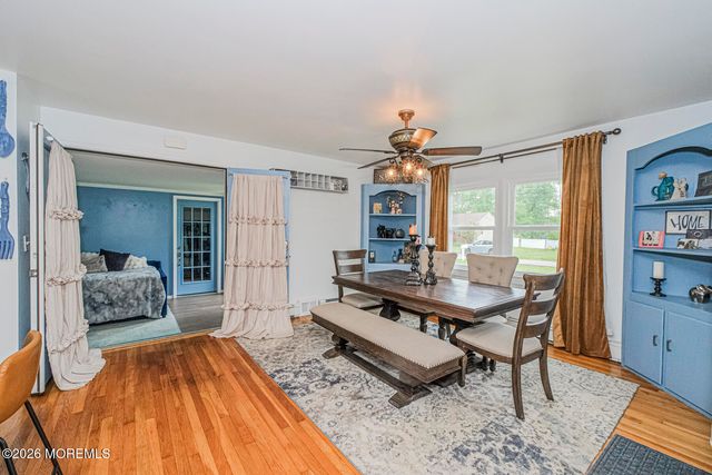 5 Riccis Drive, Jackson, NJ 08527