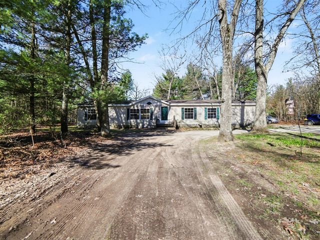 6405 Scott Street, Twin Lake, MI 49457