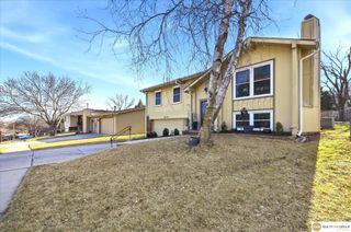 6230 N 114 Street, Omaha, NE 68164