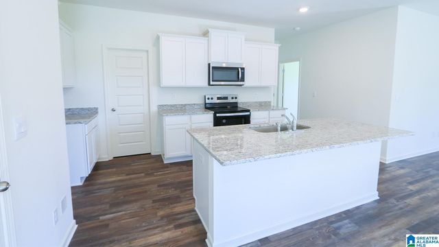 313 CREEK BEND LANE, Alabaster, AL 35007
