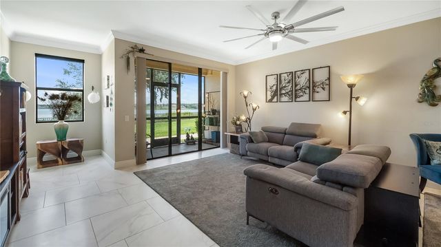 16300 COUNTY ROAD 455 105, Montverde, FL 34756