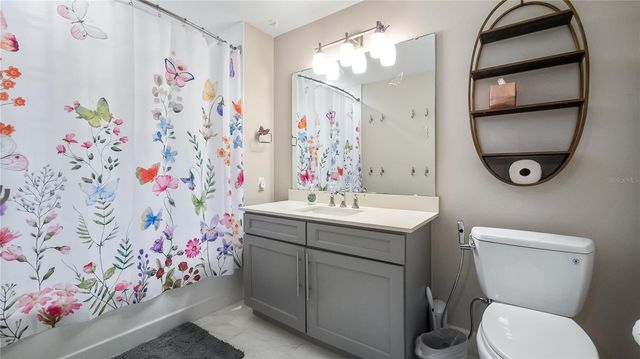 16300 COUNTY ROAD 455 105, Montverde, FL 34756