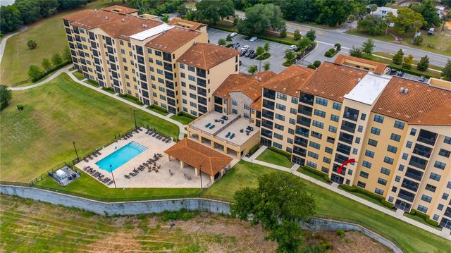 16300 COUNTY ROAD 455 105, Montverde, FL 34756