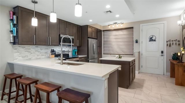 16300 COUNTY ROAD 455 105, Montverde, FL 34756