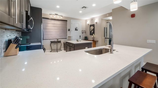 16300 COUNTY ROAD 455 105, Montverde, FL 34756