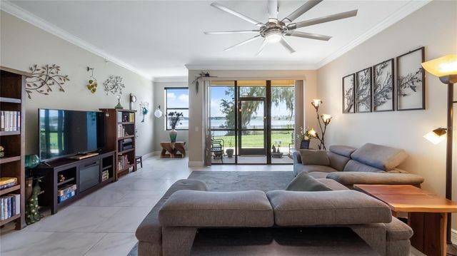 16300 COUNTY ROAD 455 105, Montverde, FL 34756