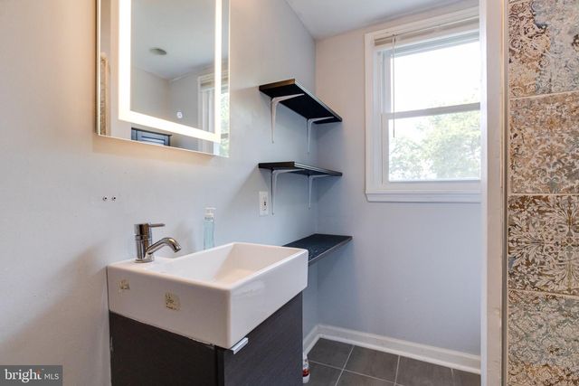 905 REGESTER, Idlewylde, MD 21239