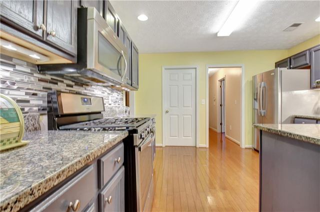 20 Brikdale Court, Newnan, GA 30265